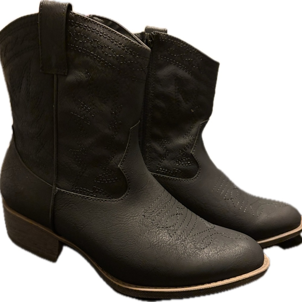 Maurices Ankle Boots